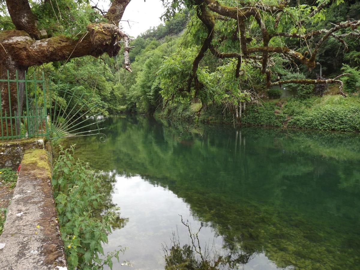 Gite La Petite Ecluse En Bord De Loue Lods Exteriör bild